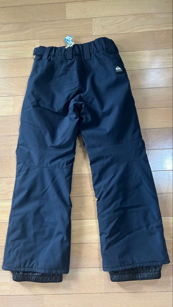 Quiksilver スノーボードウェア　上下セット