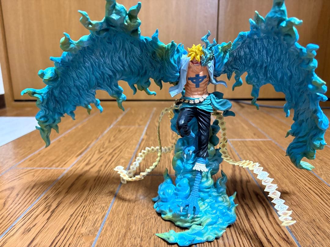 ワンピース　マルコ　フィギュア　ラストワン　悪魔を宿す者達