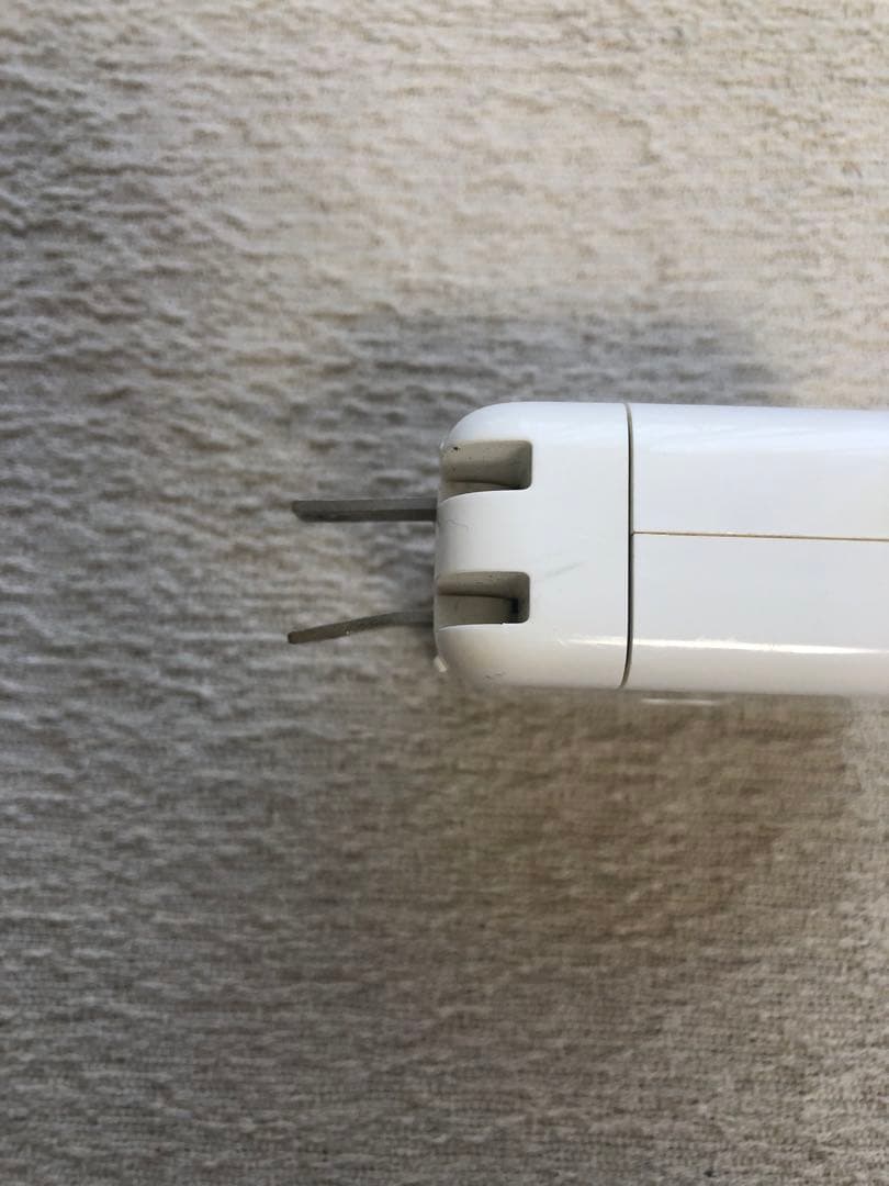 MacBook Air A1466 13インチ 動作OK 初期化済 付属品完備