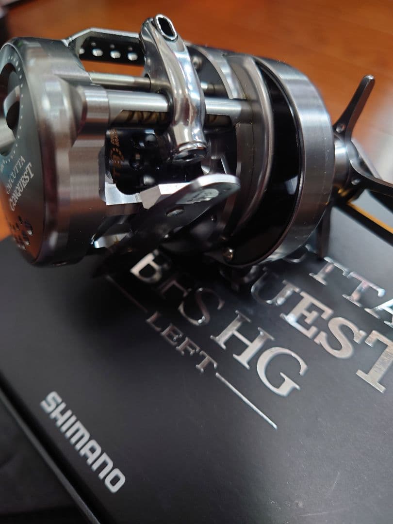 17 CONQUEST BFS新品未使用品アベイルマイクロキャストスプール付き