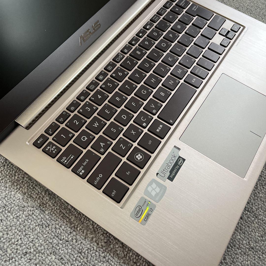 一部不具合有ASUS ZENBOOK UX31A-R5128エイスースゼンブック