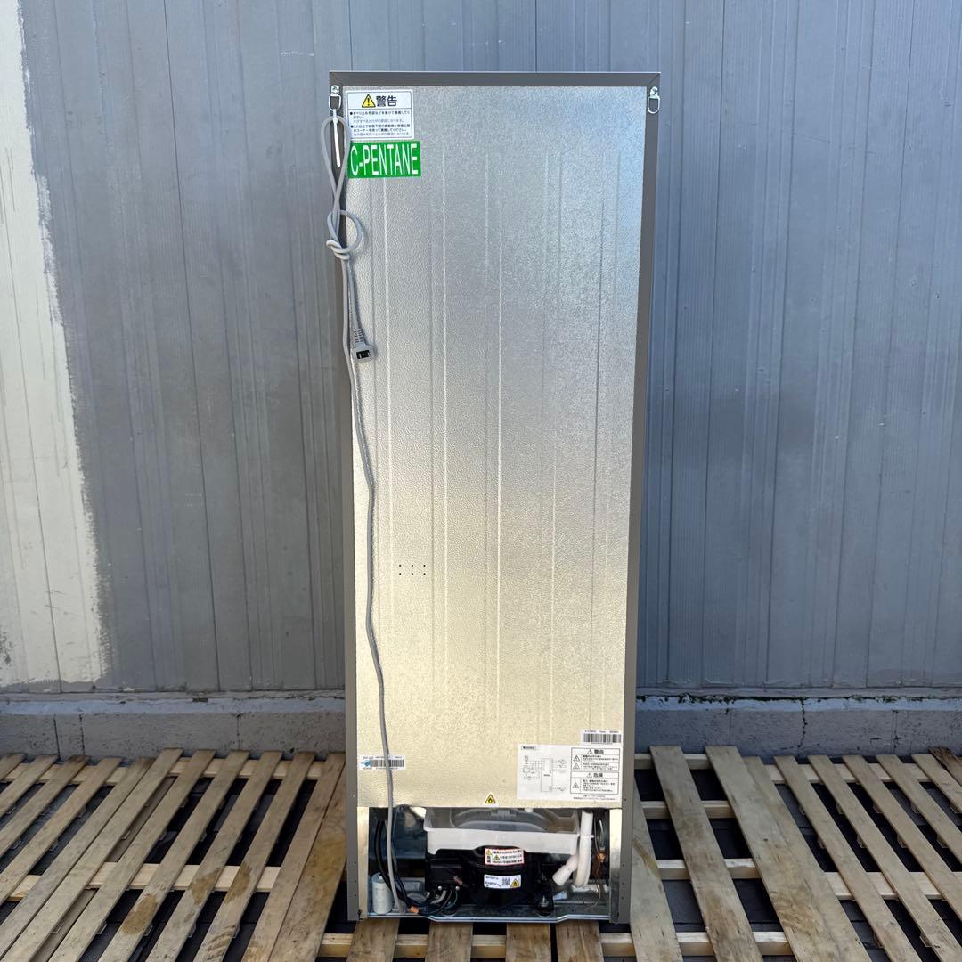 TCL 2024年製 2ドア冷蔵庫 173L 静音、省エネ設計 スリムサイズ