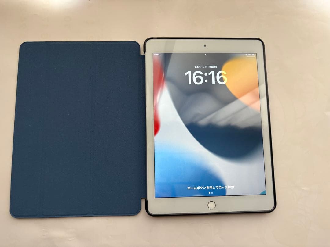 iPad 第6世代 Wi-Fi+cellularモデル バッテリー94%