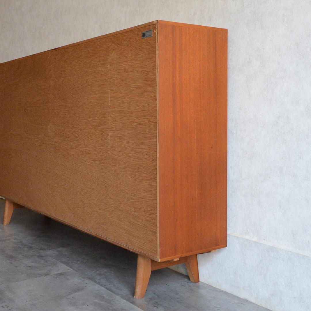 イギリスヴィンテージ ガラスキャビネット サイドボード ショーケース 飾り棚