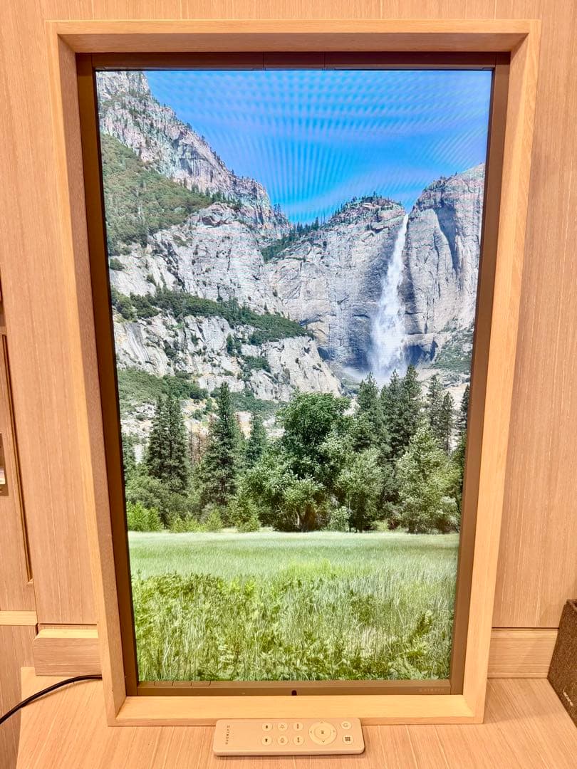 Atmoph Window 2 Disney ホワイトウッドカリモクフレーム美品