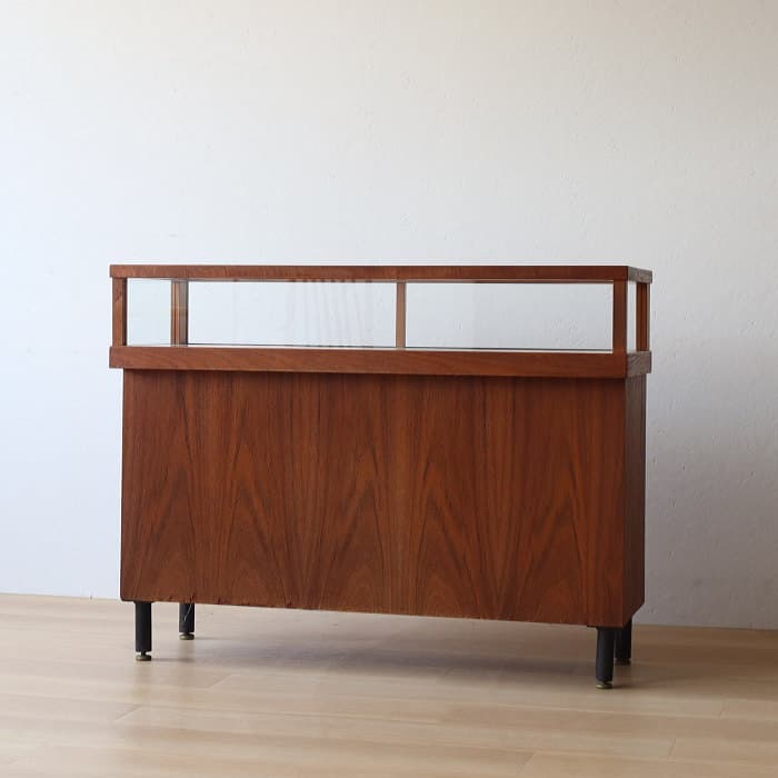 アンティーク チーク材 ガラスショーケース 飾り棚 サイドボード 木製