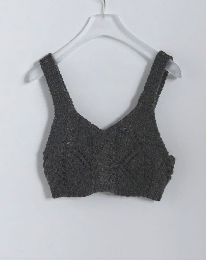 新品❗️即日発送❗️ケーブルニットビスチェ anuke アンヌーク