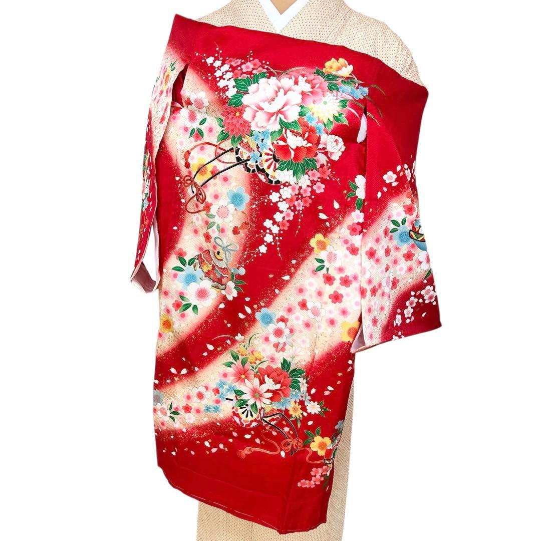 着物　お宮参り　産着　祝着　赤　花車　鈴　四季草花　女の子　襦袢付き