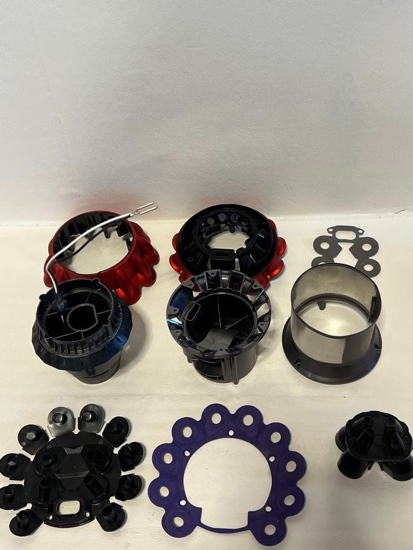 【動作品＆バッテリー劣化無し】ダイソン掃除機 dyson sv12 V10 8E