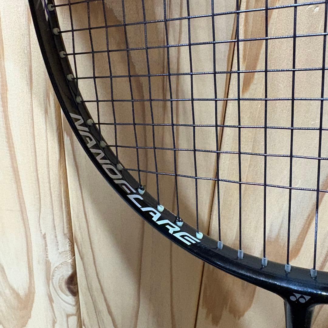 【美品】YONEX ヨネックス NANOFLARE 200 バトミントンラケット