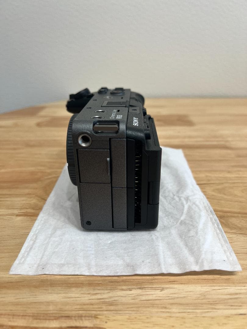 【美品】 ソニー Cinema Line カメラ FX3 [ILME-FX3A]