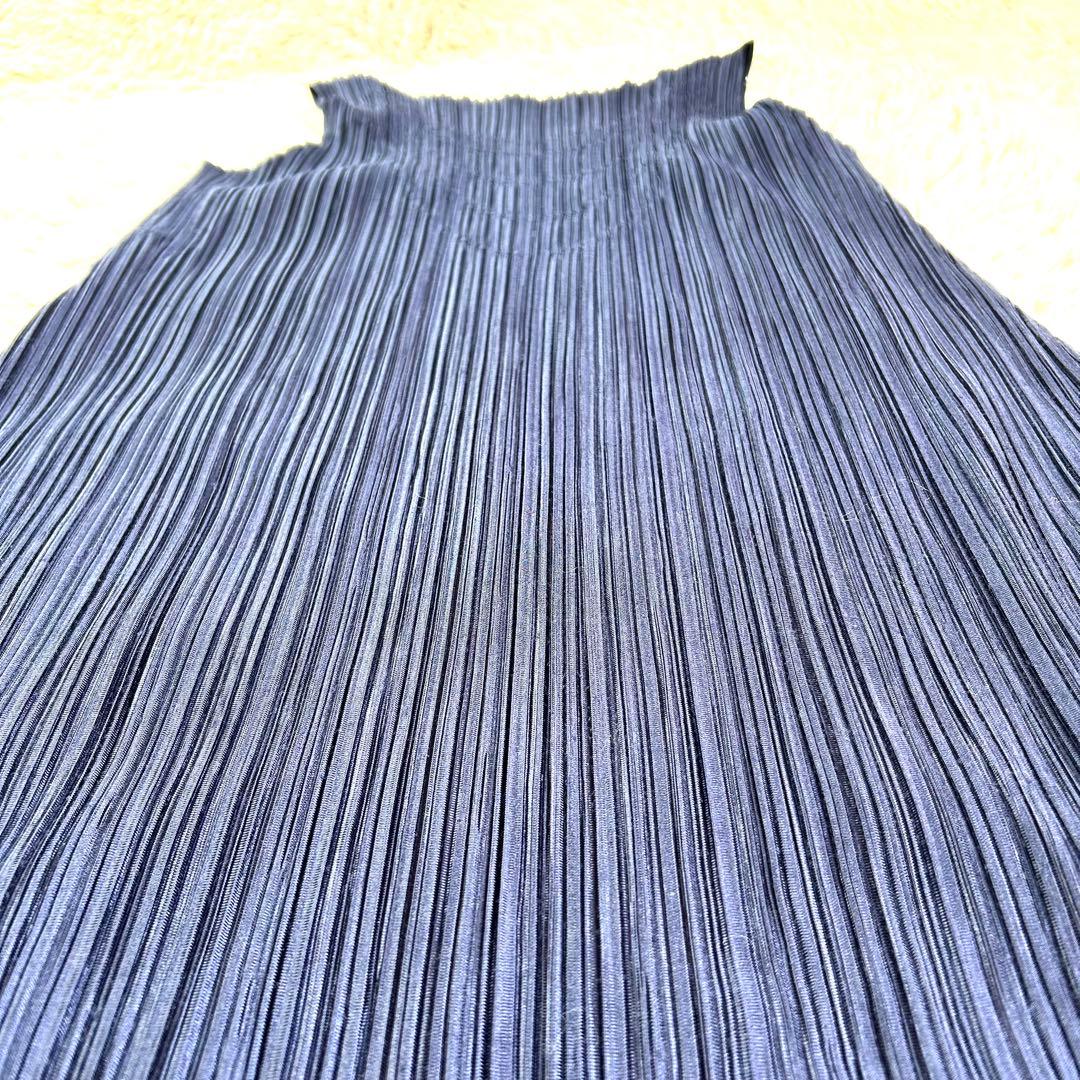 【美品】プリーツプリーズ 光沢 Aライン マキシ丈ワンピース 装飾 紺 2 M