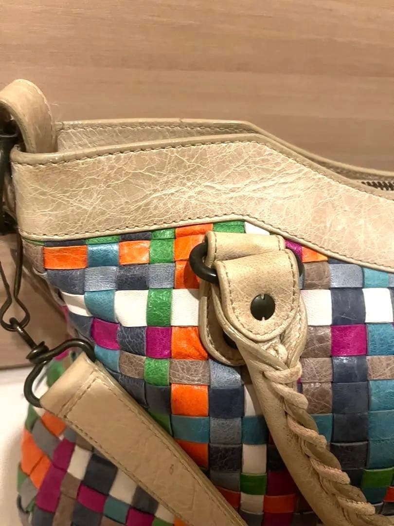 バレンシアガ 限定 ザ・ファースト　ハンドバッグ