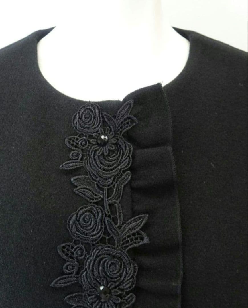 おんぷ　　スーパービューティー今季 ショートコート黒44 新品