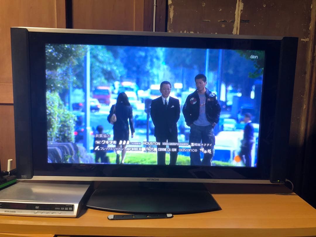 2006年製37型　W37P-H90 プラズマテレビ