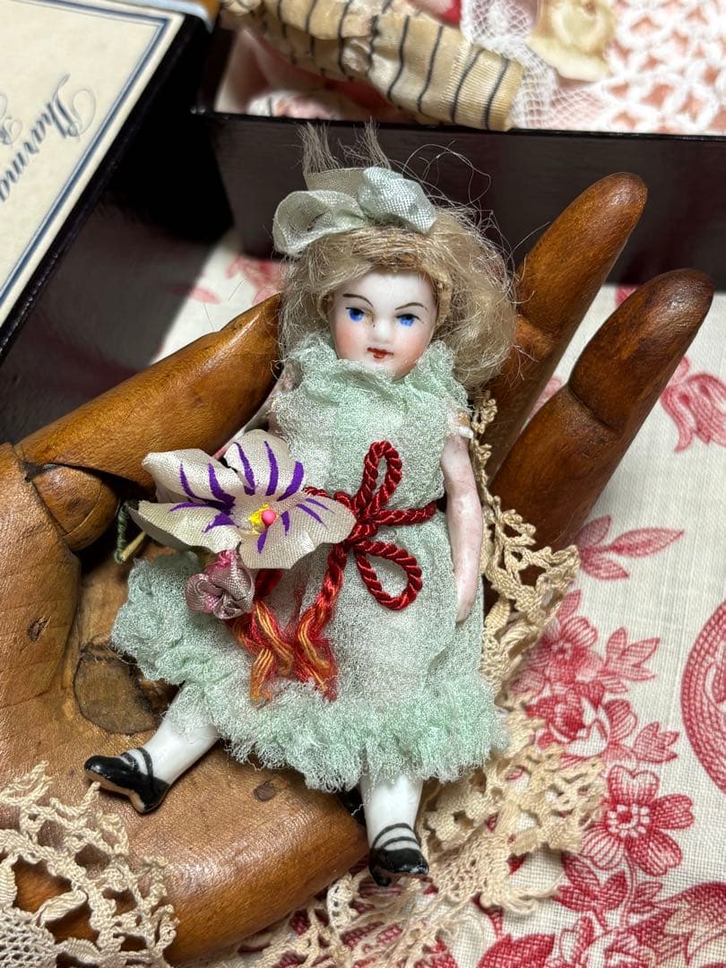 セール中　フレンチミニョネット　人形　アンティークビスクドール ミニョネット