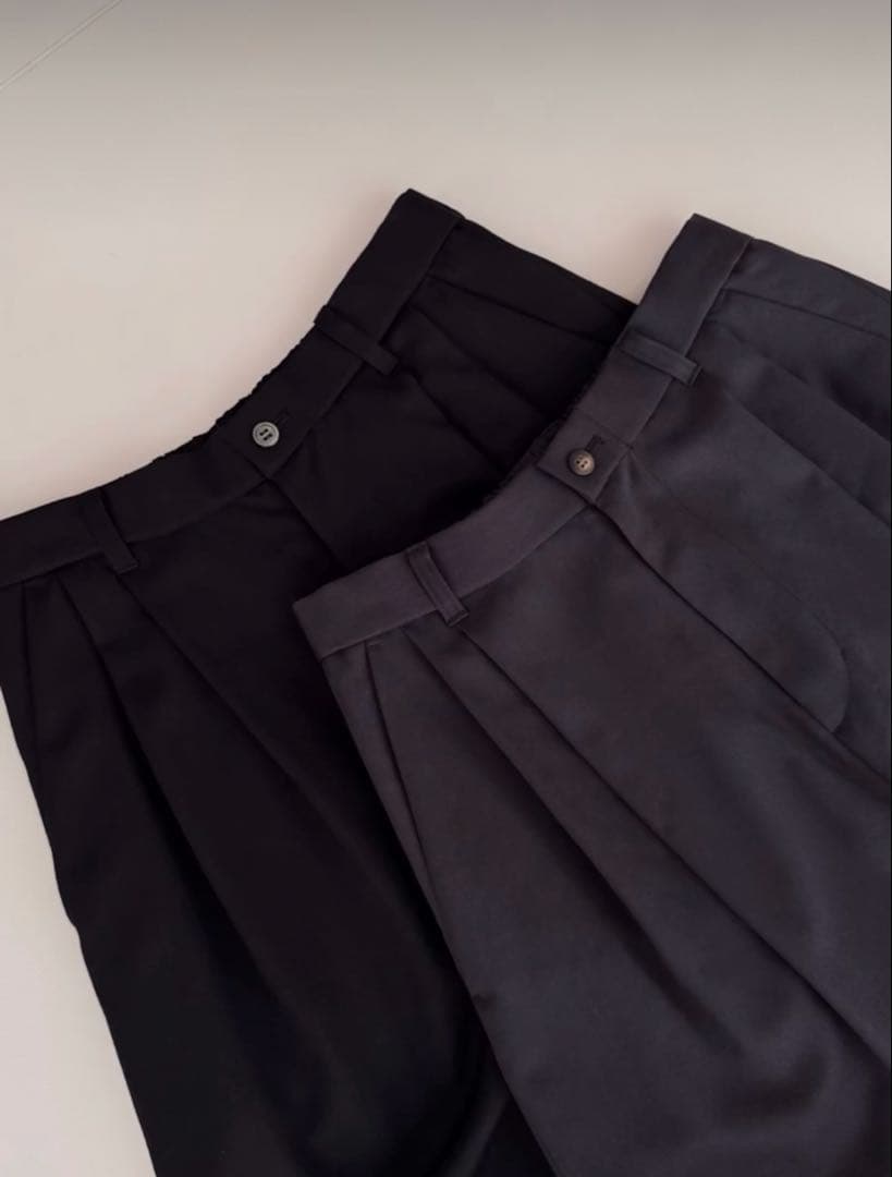 パンツ argue WOOL WIDE TUCK PANTS