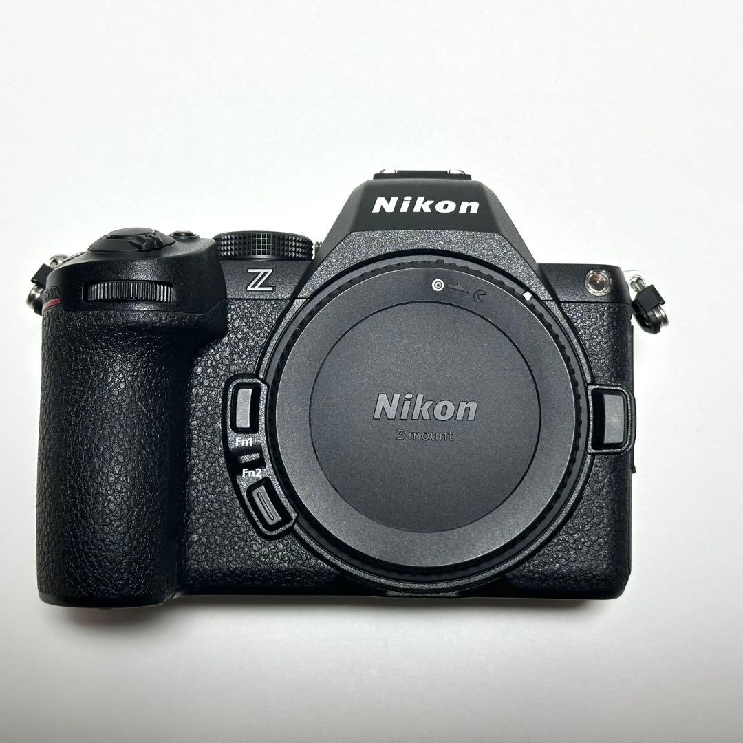 【極美品】Nikon Z5Ⅱ MH-25a SDカード2枚セット