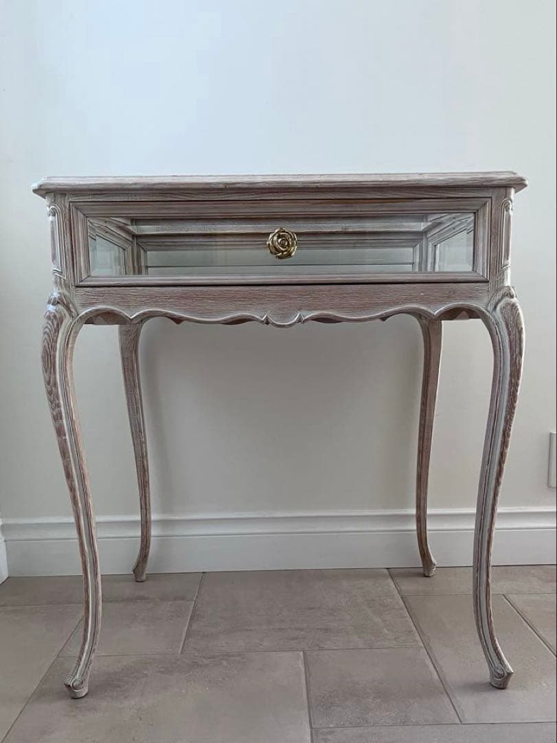 【ドレッサーにぴったり】ガラス天板引き出し付き、優雅なコンソールテーブル