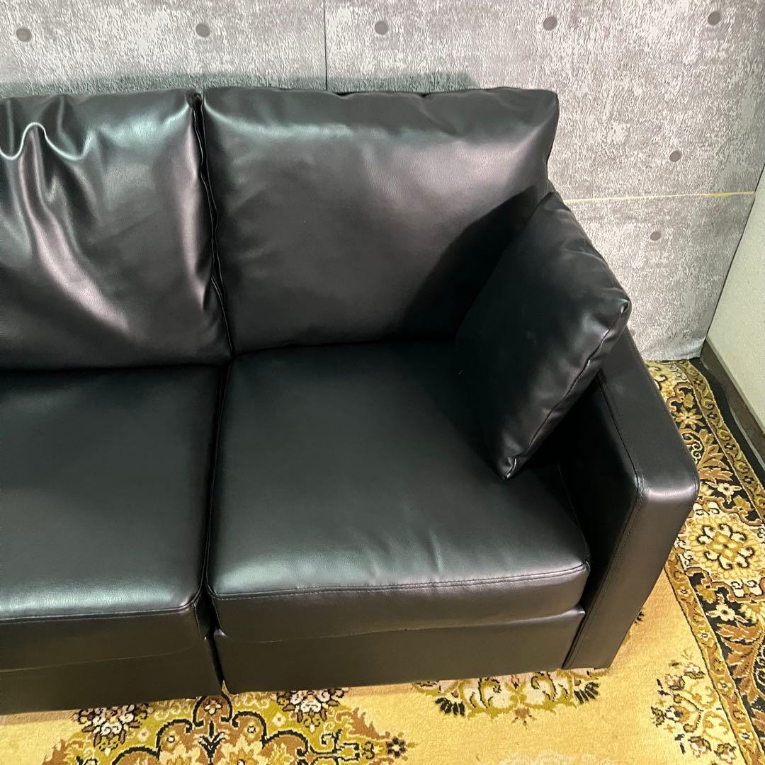 コメント者꧁サンワサプライ꧂ソファ&オットマン&ガラステーブルセット