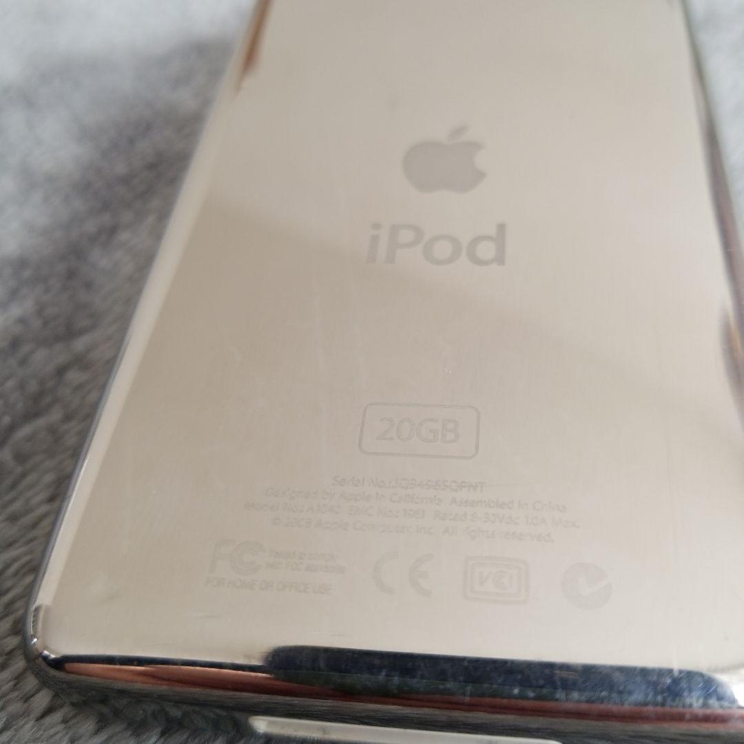 Apple iPod 15GB ホワイト　A1040