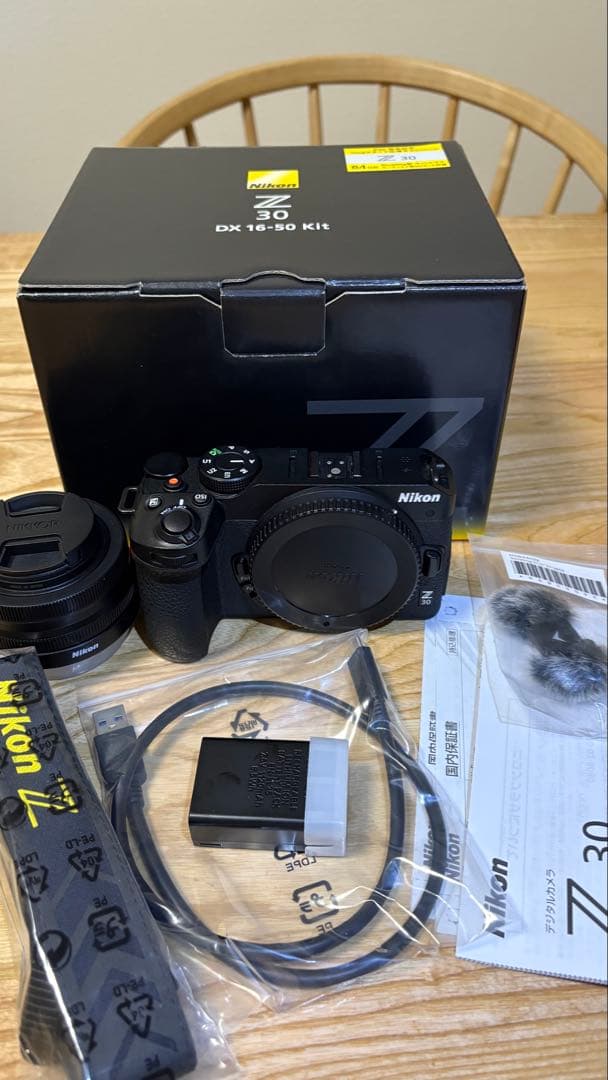 新品同様　Nikon Z30 16-50 VRレンズキット