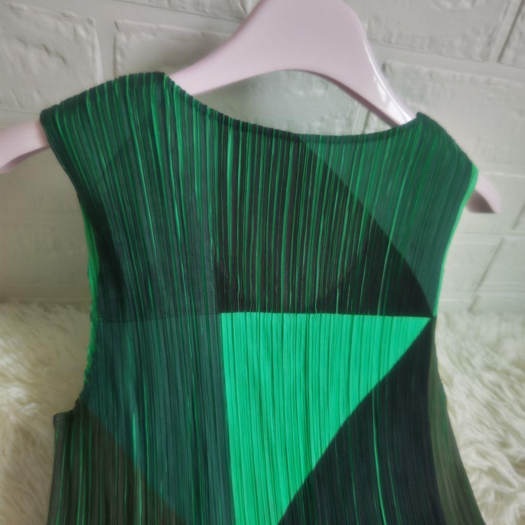 PLEATS PLEASE! プリーツノースリーブチュニック