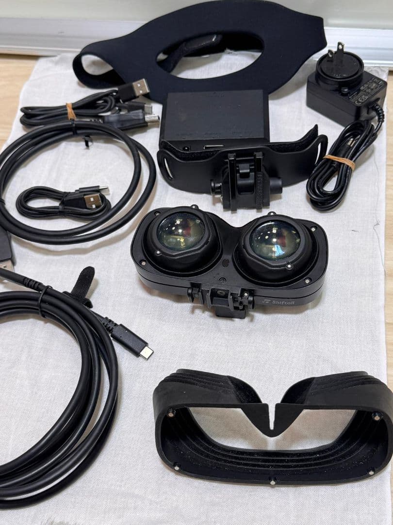 その他 Shiftall svp-vgc3B MeganeX superlight 8K