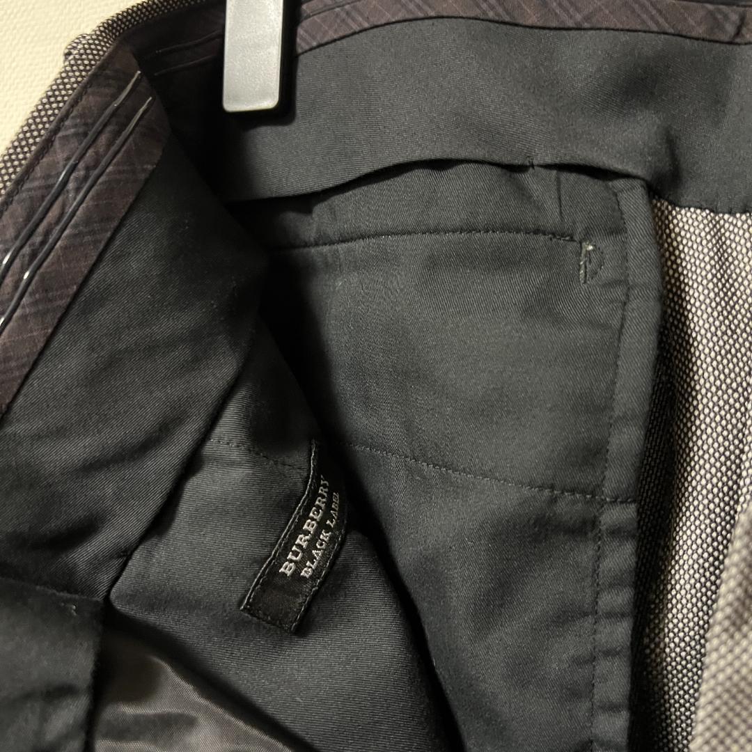 【新品、未使用】ビジネススーツ灰色極細チェック柄（バーバリーブラックレーベル）