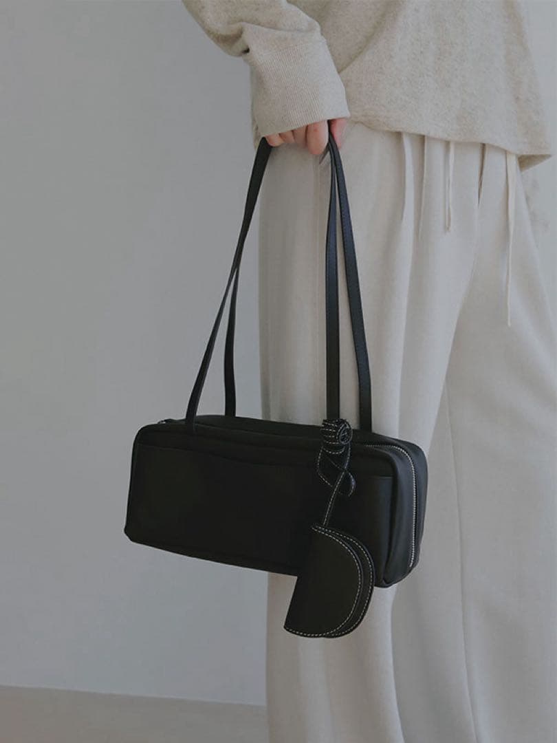 ETRE TOKYO オープンポケットレザーボストン