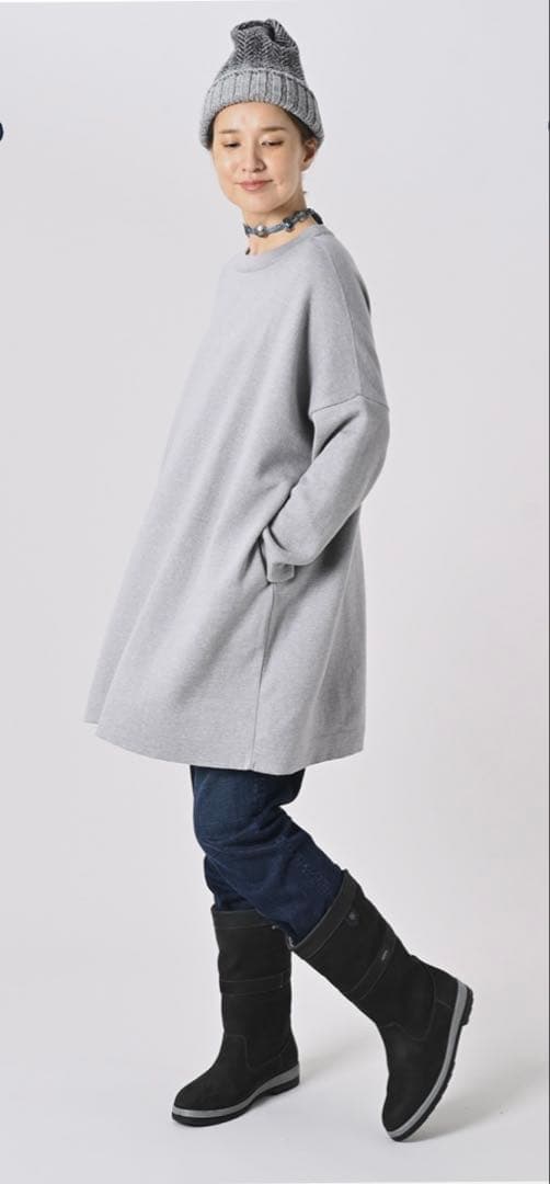 新品未使用45R 上質スムースのチュニック柔らかゆったり44000円黒完売品