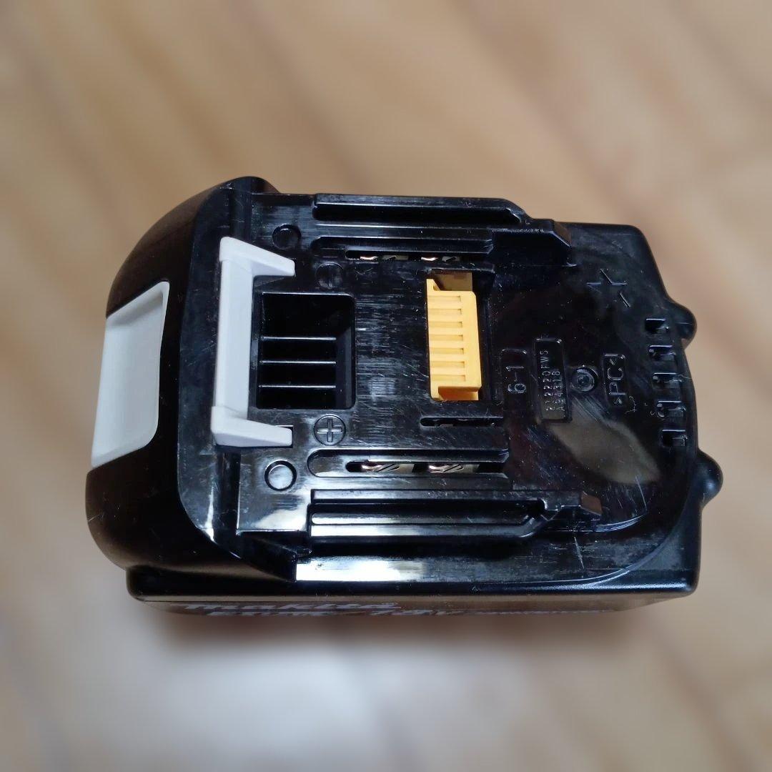 マキタ18V充電式クリーナーCL282FD純正バッテリー、充電器、サイクロン付