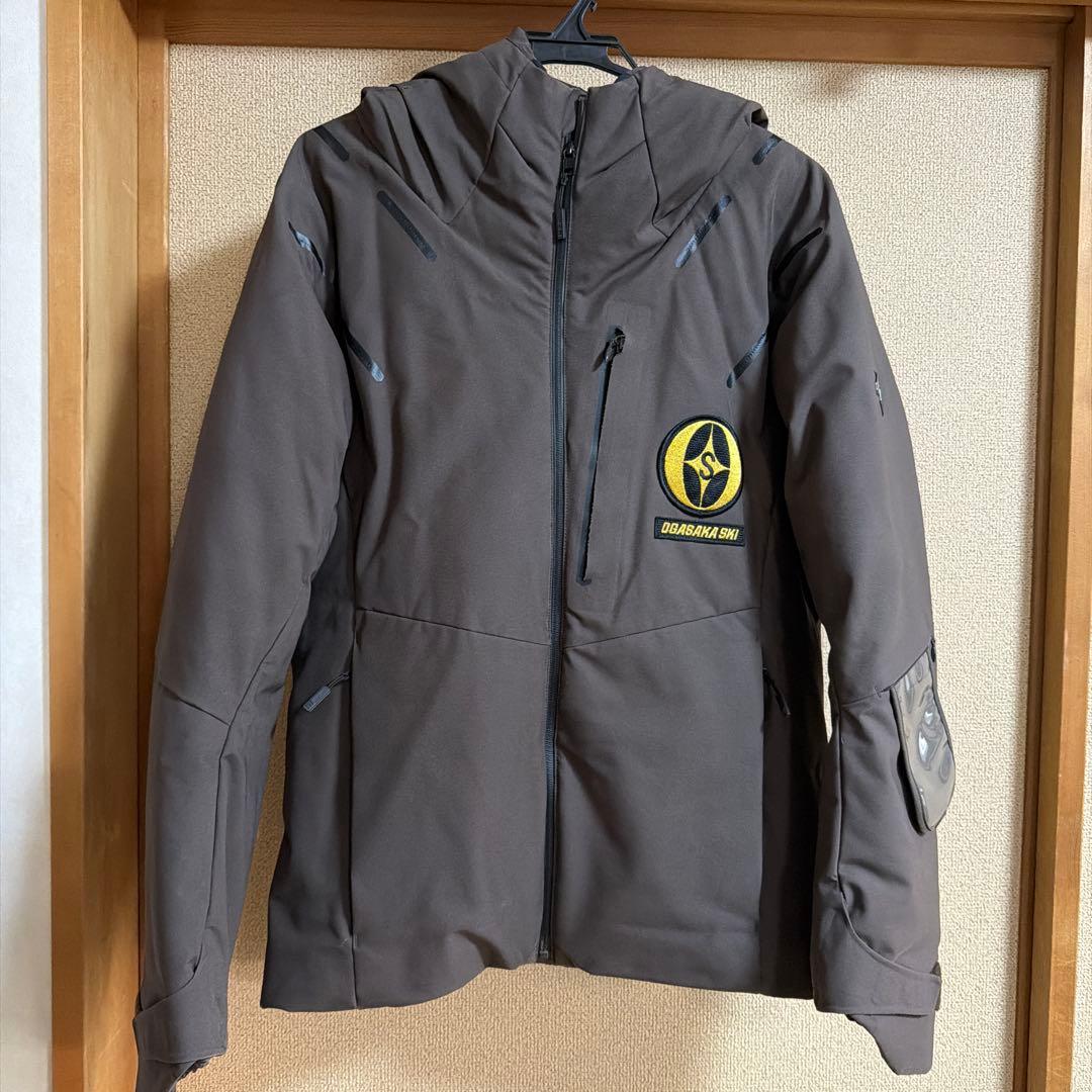 オガサカフード付き スキーウェア　ブラウンカラー
