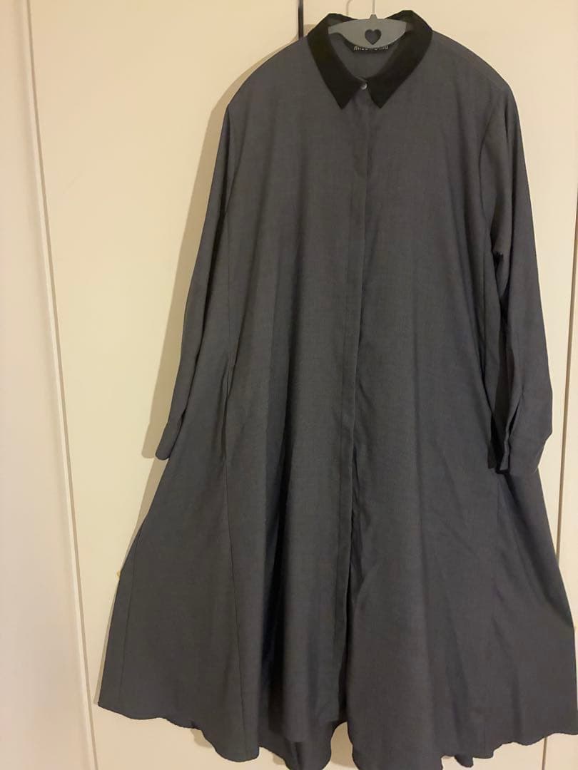 【美品】ミズイロインド　グレー　長袖シャツワンピース