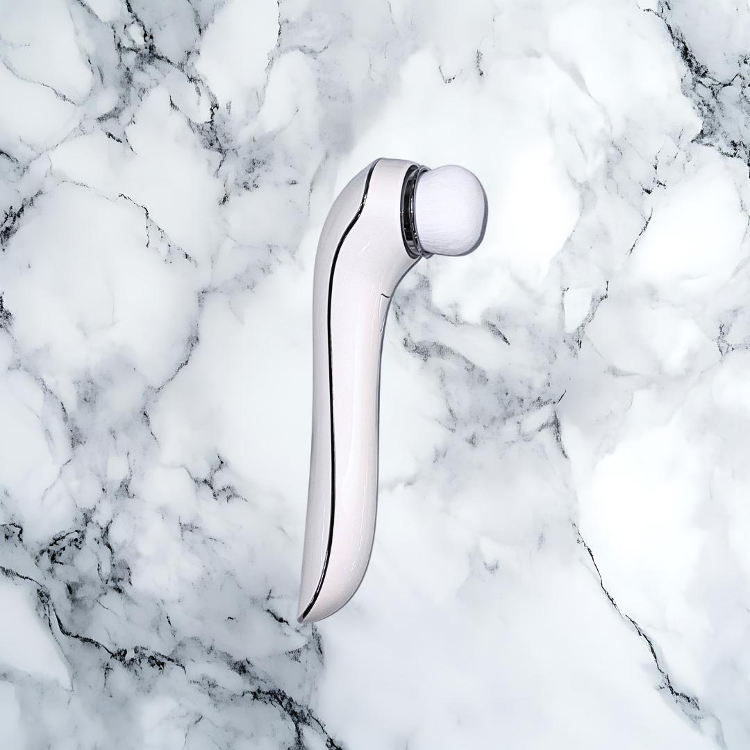 リファクリア　RF-CL2123B　中古品　洗顔ブラシ、洗顔器　RCL06