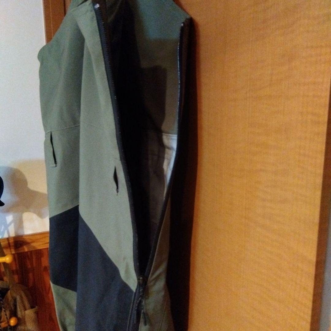 美品Mizuno スキーウェア 2025モデルオリーブグリーン