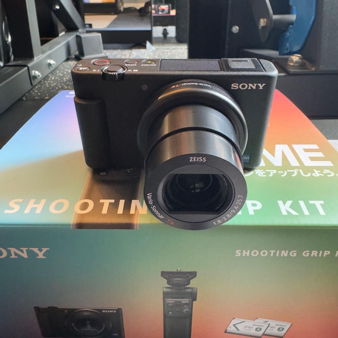 【極美品】SONY VLOGCAM ZV-1G グリップキット おまけ多数！