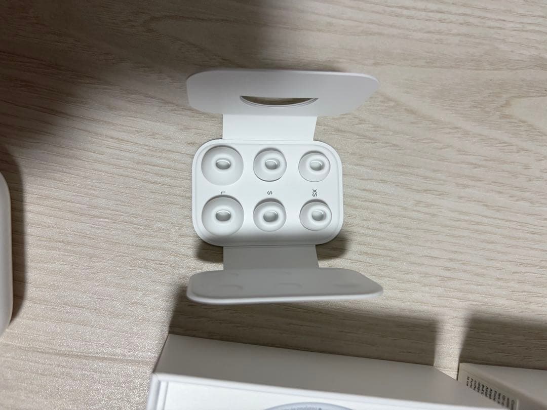 AirPods Pro (第2世代)本体 充電ケース付き