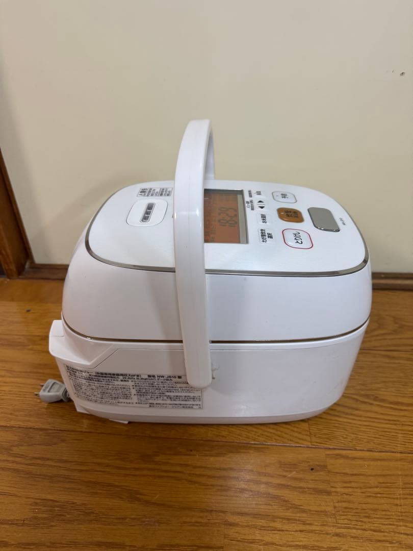 象印Zojirushi NW-JS10 炊飯器 ホワイト2018年製『中古美品』