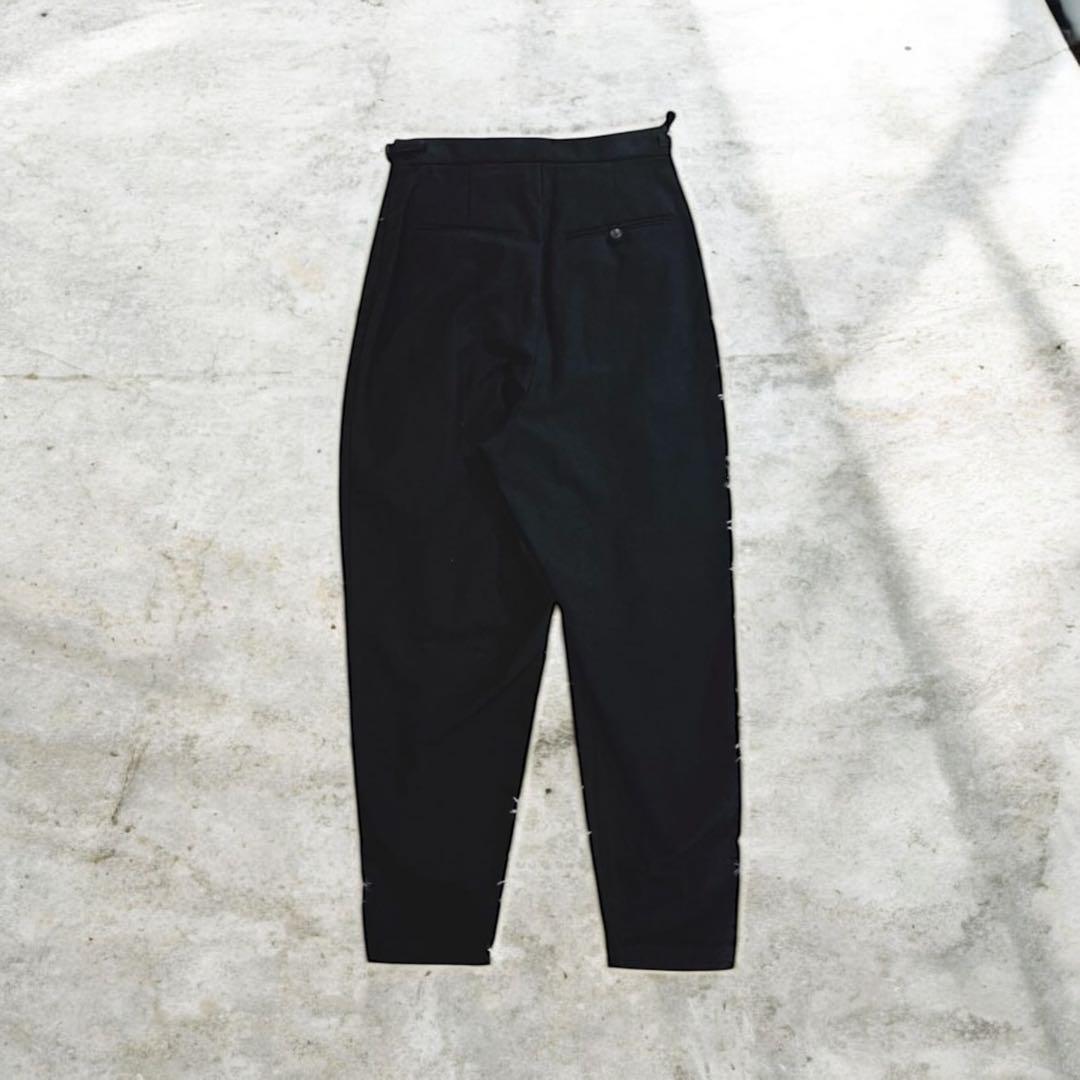 ato アトウ コットンツータック スラックス パンツ