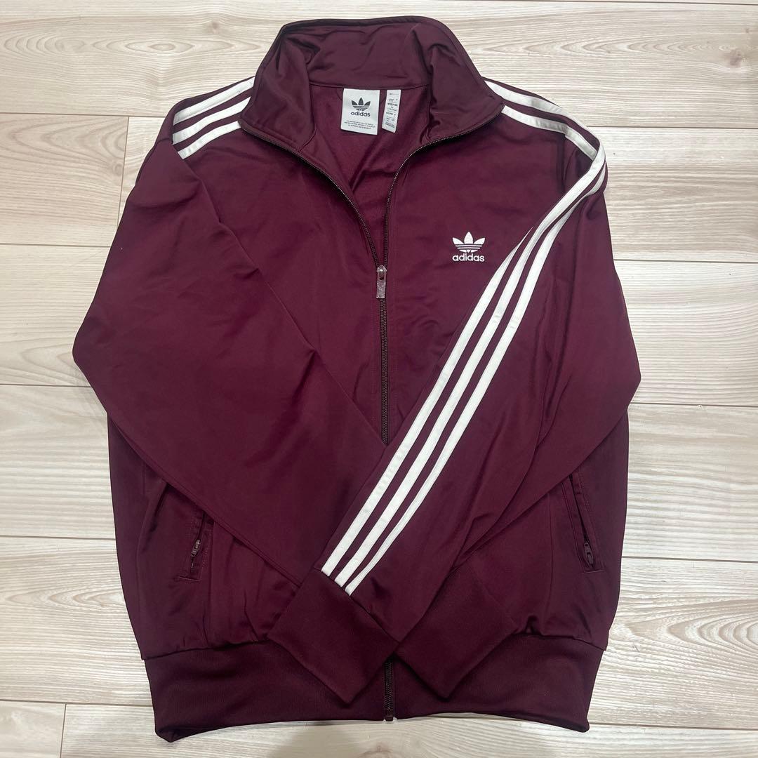 adidas バーガンディ ジップアップジャージ