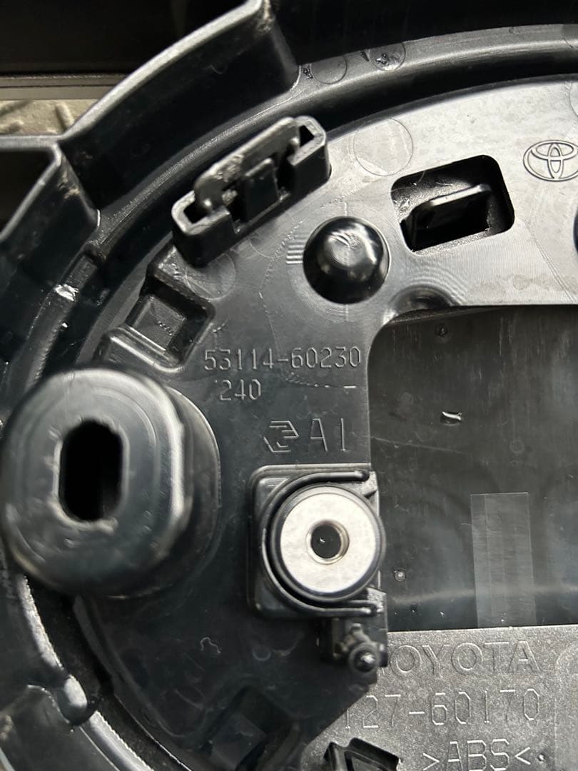 ランドクルーザー300 グリル