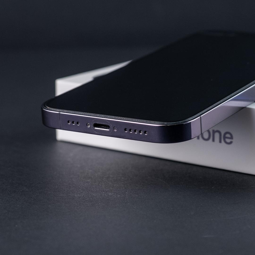 美品 iPhone 14 Pro 256GB ディープパープル SIMフリー