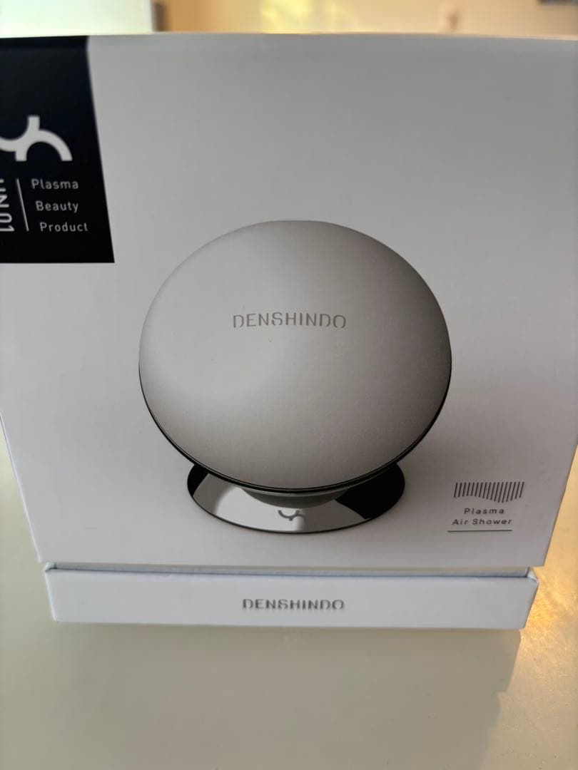 【プラズマ エアシャワー 美顔器 】Un アン UN01-W 日本製