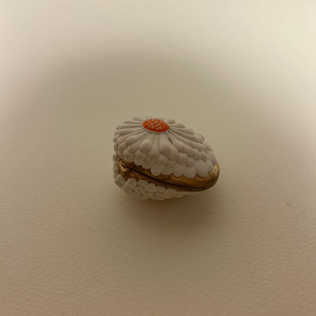 貝合わせ　貝合せ　雛道具　貝合わせ　置上げ　有職　菊　胡粉　雛人形