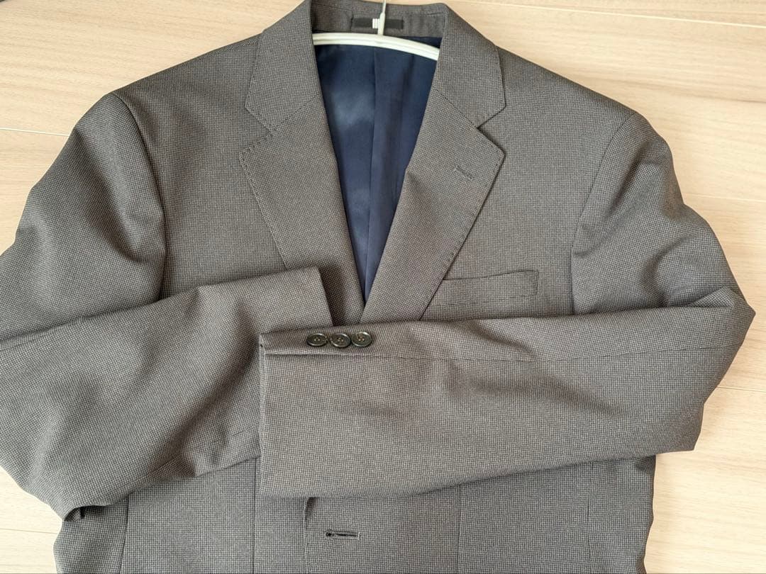 お値下げ中／新品未使用【スーツセレクト】A4スリムテーパードスーツ(ブラウン)