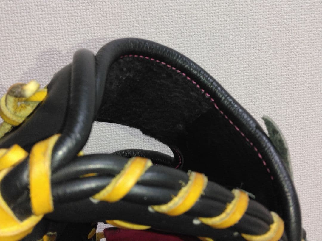 ハタケヤマ軟式ファーストミット　匠シリーズ