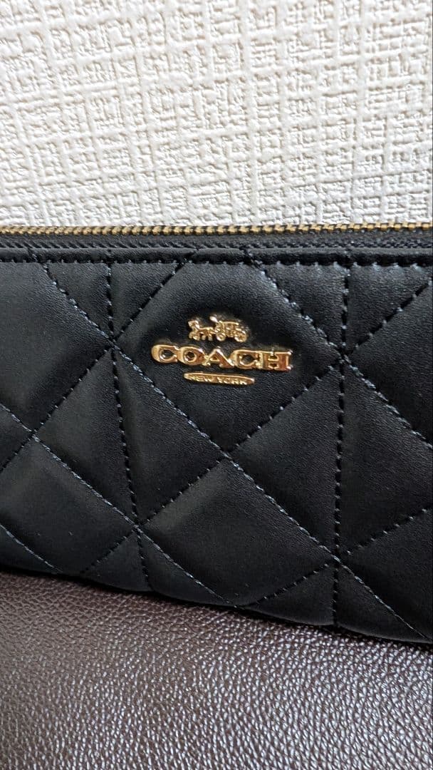 ◇新品未使用COACH キルティング ブラック長財布