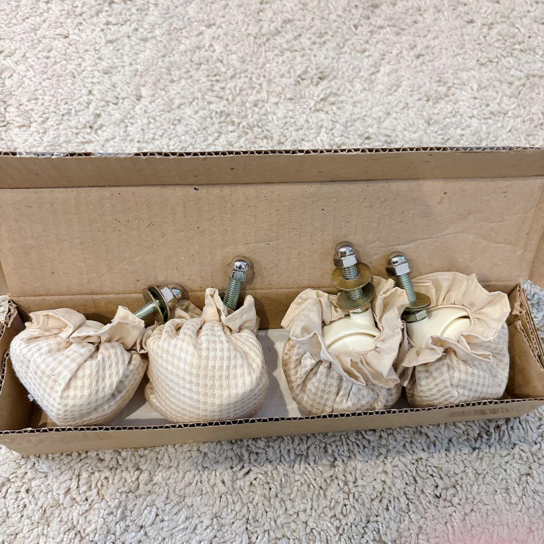 カトージ KATOJI 木製 ベビーベッド ホワイト　白　キャスター　取説有