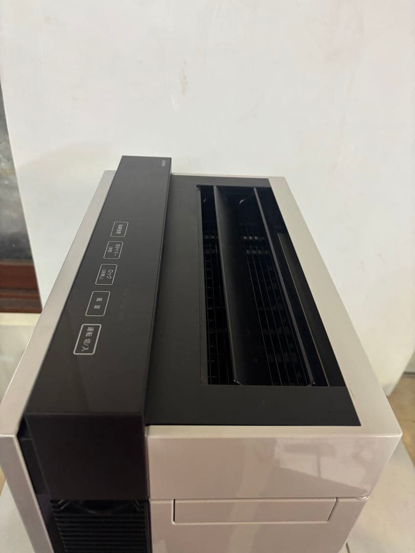 パナソニック 空間除菌脱臭機 ジアイーノ　F-MV3000